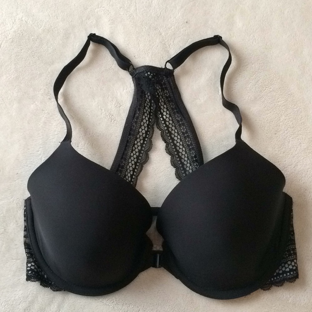 32dd Victoria’s Secret front close bra